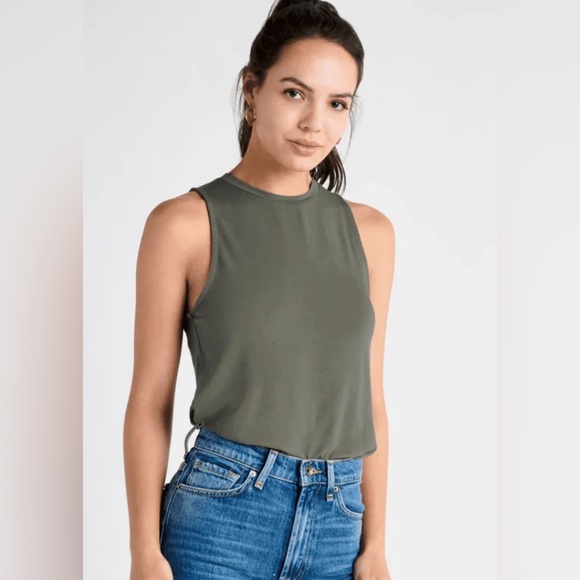NWT Splendid Olive sleeveless bamboo boat neck top - Picture 1 of 9